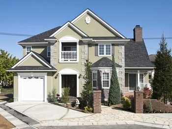 セルコホーム 【無垢材|ガレージ】開放感溢れる間取りで伸び伸びと暮らす。耐震耐久に優れた安心安全の住まいの建築実例画像1