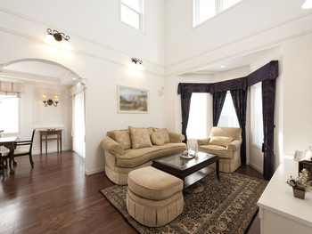 セルコホーム 【無垢材|ガレージ】開放感溢れる間取りで伸び伸びと暮らす。耐震耐久に優れた安心安全の住まいの建築実例画像2