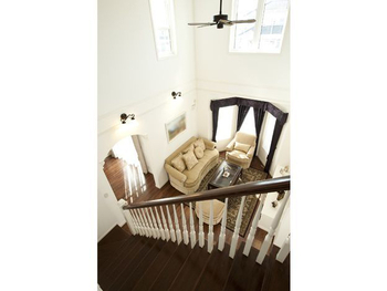 セルコホーム 【無垢材|ガレージ】開放感溢れる間取りで伸び伸びと暮らす。耐震耐久に優れた安心安全の住まいの建築実例画像5