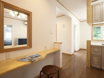 セルコホーム 【ガレージ|書斎】断熱・気密性が高くエアコン1台で快適。愛車をリビングから眺められる趣味と共に過ごす家の建築実例画像8