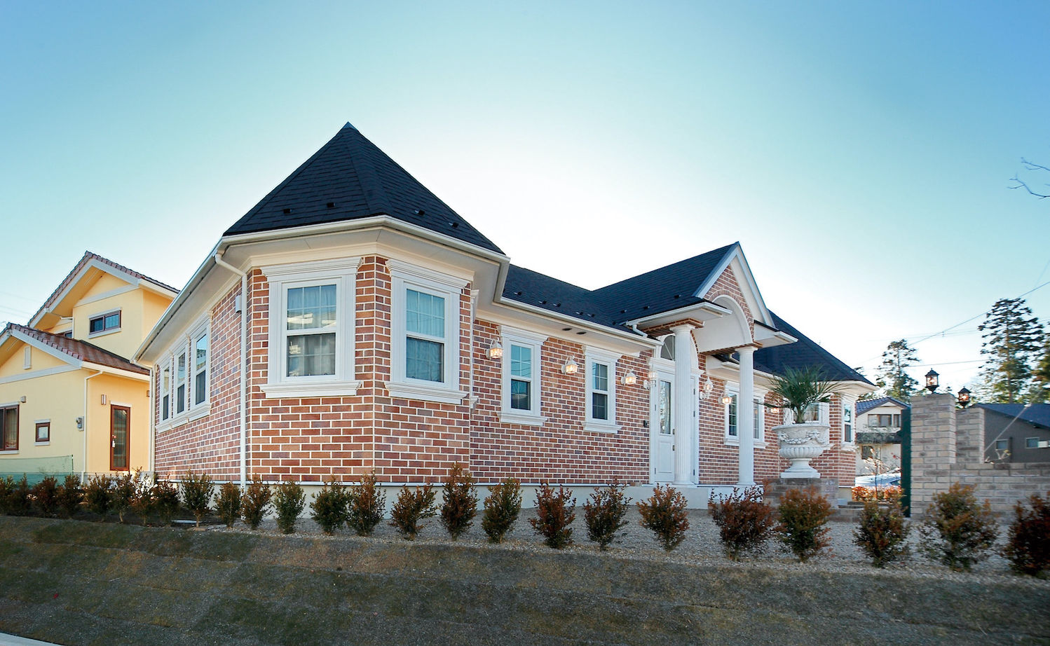 セルコホーム 【輸入住宅】クイーン・アン様式を平屋で実現。どこにいても快適で心地良いリゾートホテルのような住まいの建築実例画像12