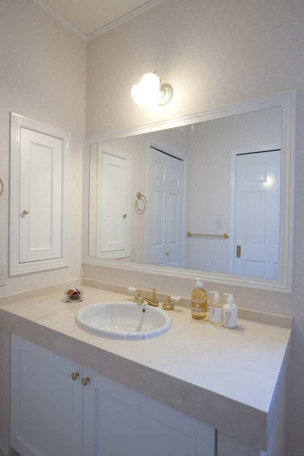 セルコホーム 【60坪台|ビルトインガレージ|吹き抜け】憧れのサーキュラー階段が主役。暮らすほど愛着が深まる優雅な家の建築実例画像10