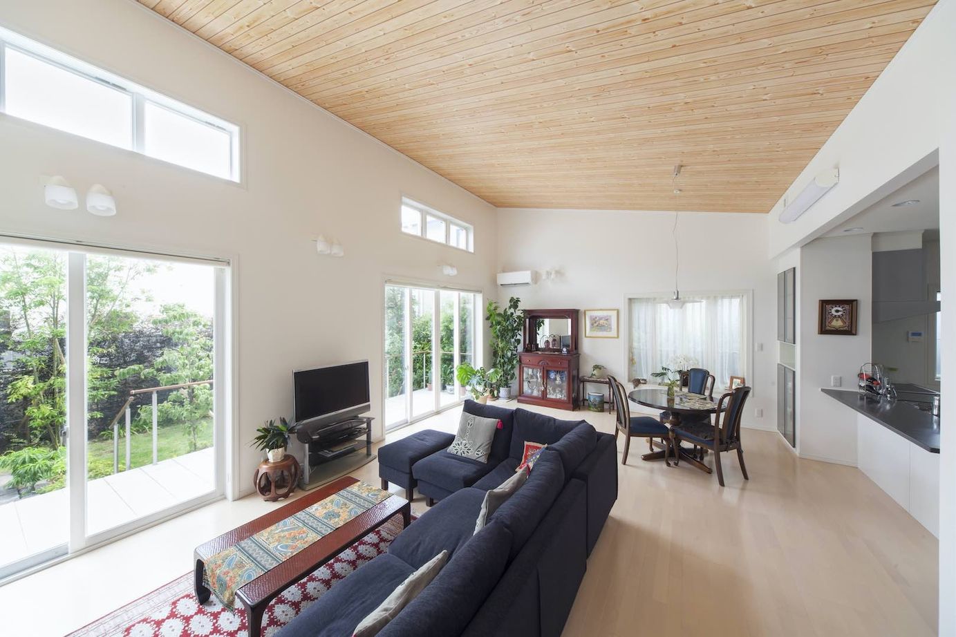 セルコホーム 【30坪台|平屋|旗竿地】都心で自然に癒され、リゾート気分を味わいながらゆったりと過ごすガーデンハウスの建築実例画像5