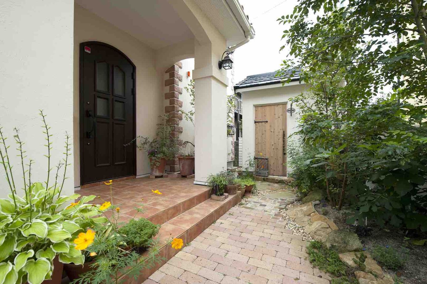 セルコホーム 【50坪台|輸入住宅|暖炉|吹き抜け】木の香りと自然光に包まれる開放的な空間で過ごす、プロヴァンス風の家の建築実例画像6