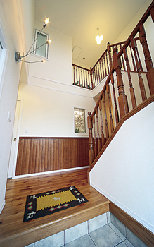 セルコホーム 【30坪台|アトリエ】レンガの外観で経年変化を楽しむ。木の香りが迎えてくれる、暖かなエコハウスの建築実例画像6