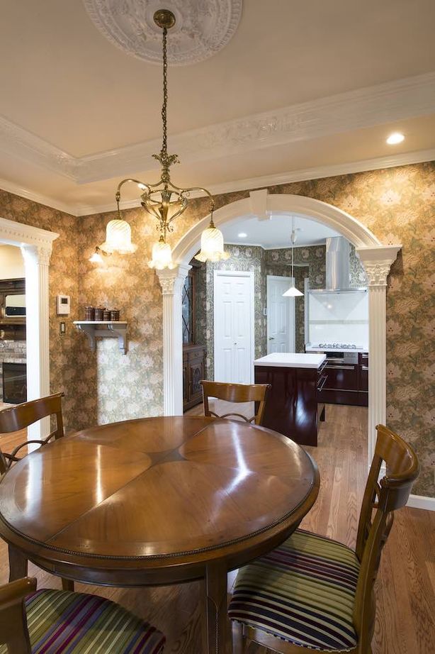 セルコホーム 【50坪台|店舗併用】リビング全体が吹き抜けで開放感溢れる豊かな空間。伝統的ジョージアンスタイルの家の建築実例画像16