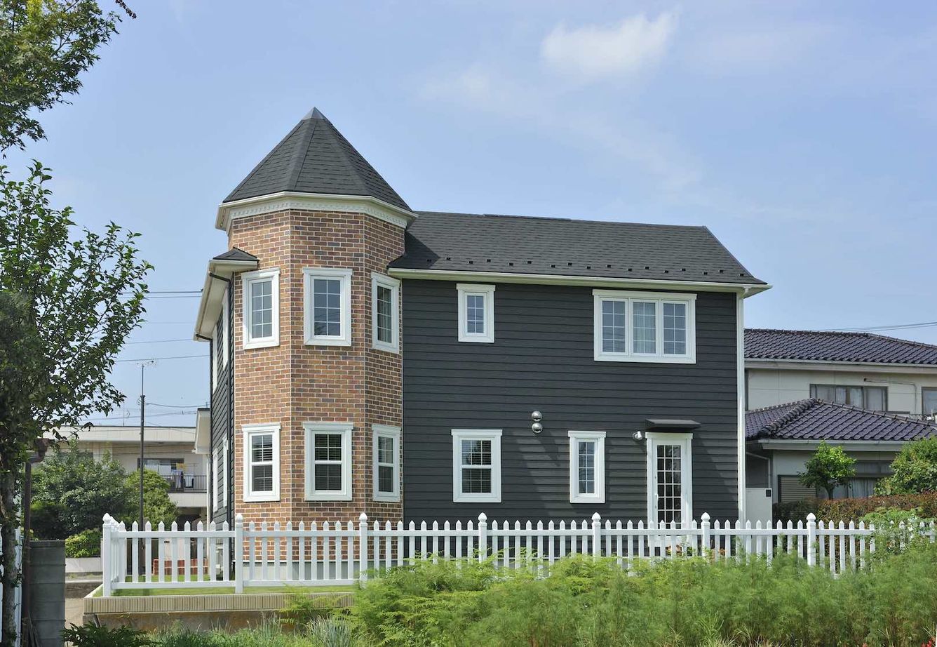 セルコホーム 【40坪台|ビルトインガレージ】オープンキッチンで家族の会話も弾む。家事ラク動線が魅力のイギリス風の家の建築実例画像6