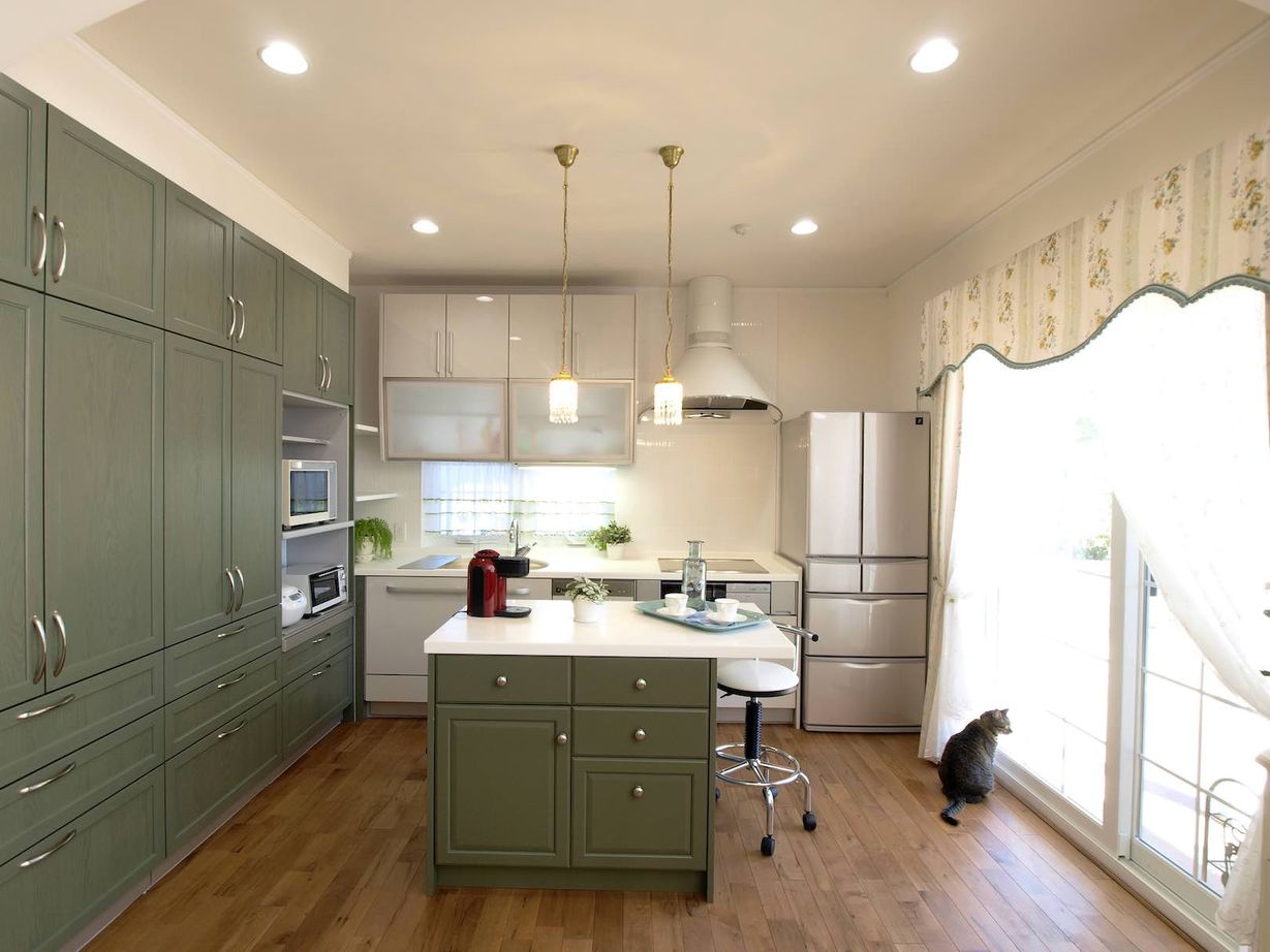 セルコホーム 【30坪台|太陽光発電】吹き抜けリビングが開放感を演出。憧れの映画の世界観を取り入れた、美しい外観の家の建築実例画像3