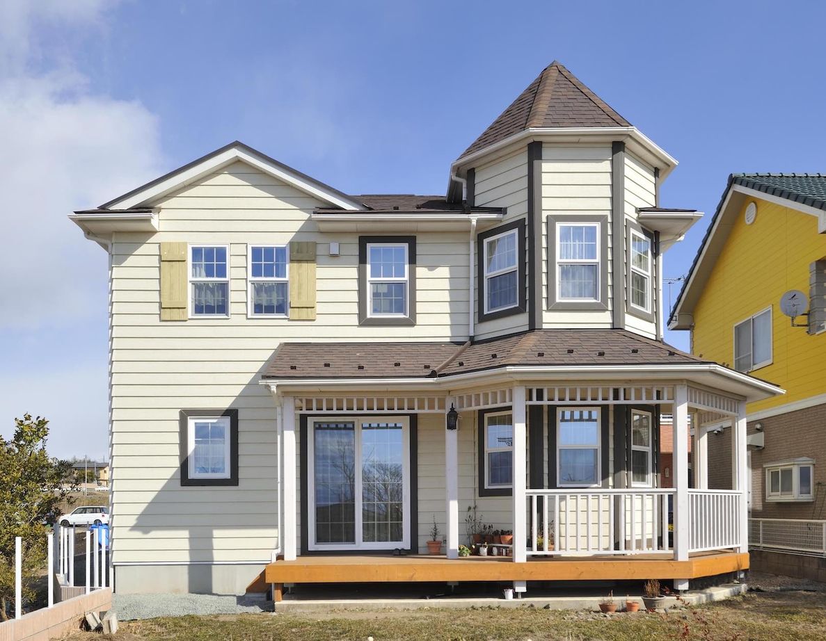 セルコホーム 【30坪台|間取り|高気密高断熱|ポーチ】憧れたイギリスのアンティーク調の空間で、趣味の幅が広がる住まいの建築実例画像10