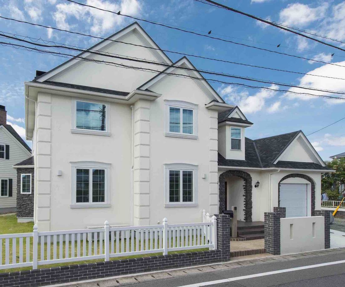 セルコホーム 【50坪台|吹き抜け|ビルトインガレージ】遊び心と心地よさが同居するアメリカ西海岸風のガレージハウスの建築実例画像4