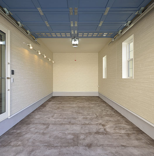 セルコホーム 【40坪台|間取り|ビルトインガレージ】明るさとプライバシーを確保した2階LDK。趣味を楽しむガレージハウスの建築実例画像3