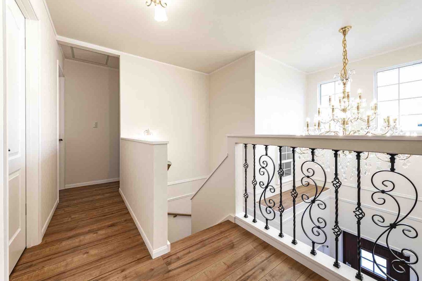 セルコホーム 【40坪台|間取り|音楽スタジオ】クイーン・アン様式の外観がお洒落。各世帯が快適に過ごす二世帯住宅の建築実例画像11