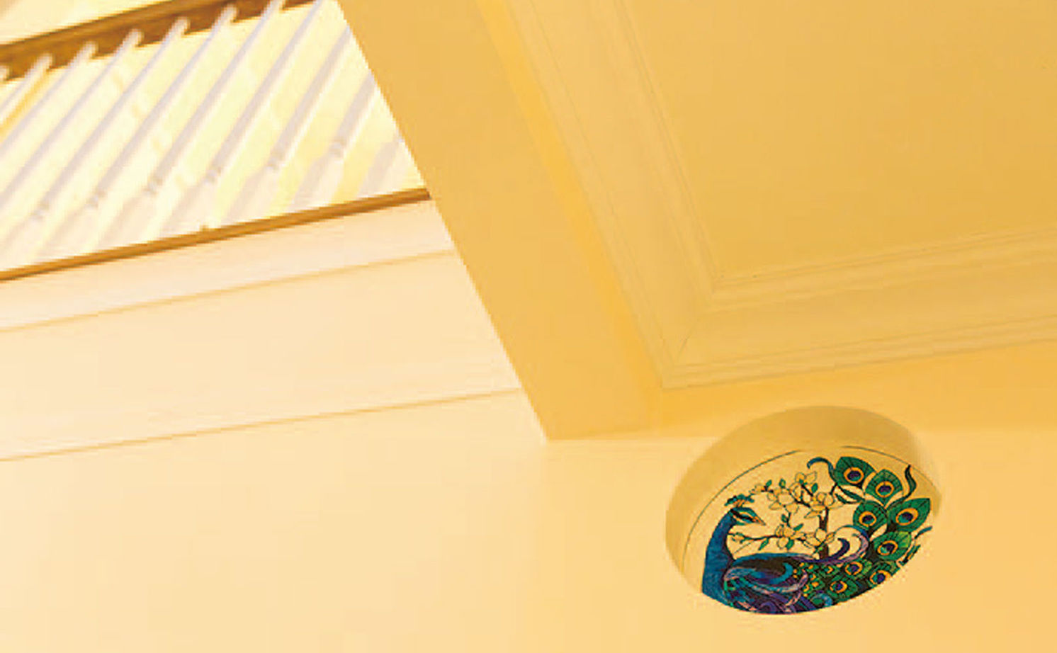 セルコホーム 【50坪台|間取り|ビルトインガレージ|中庭】ゴージャスなホテルを思わせる優美で瀟洒な住まいの建築実例画像6