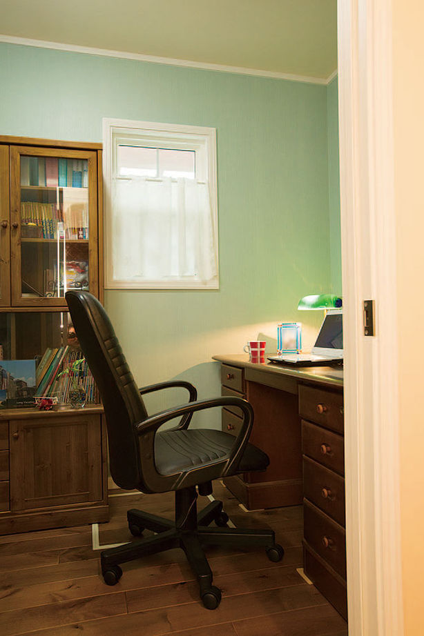 セルコホーム 【50坪台|間取り|ビルトインガレージ|中庭】ゴージャスなホテルを思わせる優美で瀟洒な住まいの建築実例画像12