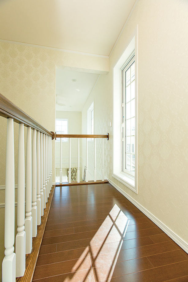 セルコホーム 【50坪台|間取り】吹き抜けのある大空間リビングでグランドピアノの音色が響く、優雅で開放的な住まいの建築実例画像9