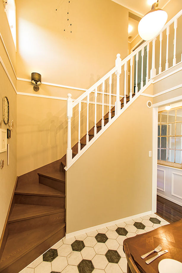 セルコホーム 【30坪台|間取り|書斎】個性ある内装が感性を育む暮らしを楽しめる。重厚なジョージアンスタイルの住まいの建築実例画像4