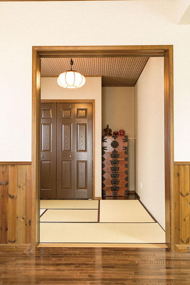 セルコホーム 【40坪台|間取り|ガレージ|吹き抜け】明るく開放的なLDKに家族が集まる。憧れのアーリーアメリカンの住まいの建築実例画像8