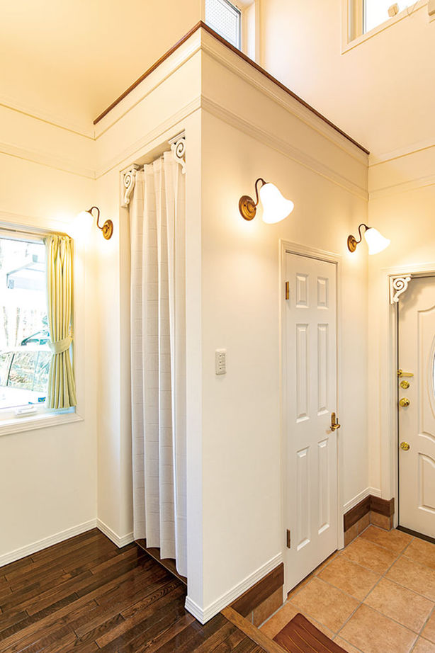 セルコホーム 【50坪台|間取り|ビルトインガレージ|吹き抜け】大自然の借景を取り込む。海外の高原リゾートのような家の建築実例画像7