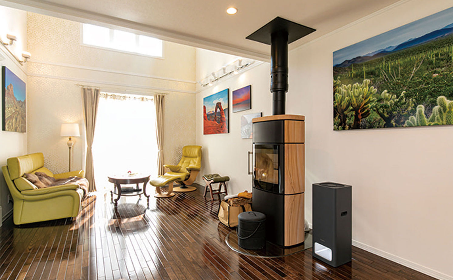 セルコホーム 【50坪台|間取り|ビルトインガレージ|吹き抜け】大自然の借景を取り込む。海外の高原リゾートのような家の建築実例画像8