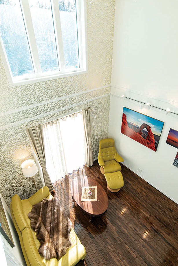 セルコホーム 【50坪台|間取り|ビルトインガレージ|吹き抜け】大自然の借景を取り込む。海外の高原リゾートのような家の建築実例画像12