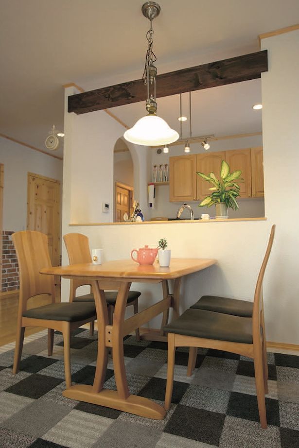 セルコホーム 【40坪台|間取り】吹き抜けのリビングに家族が集う。おとぎ話の世界を彷彿とさせる、ファンタジックホームの建築実例画像4