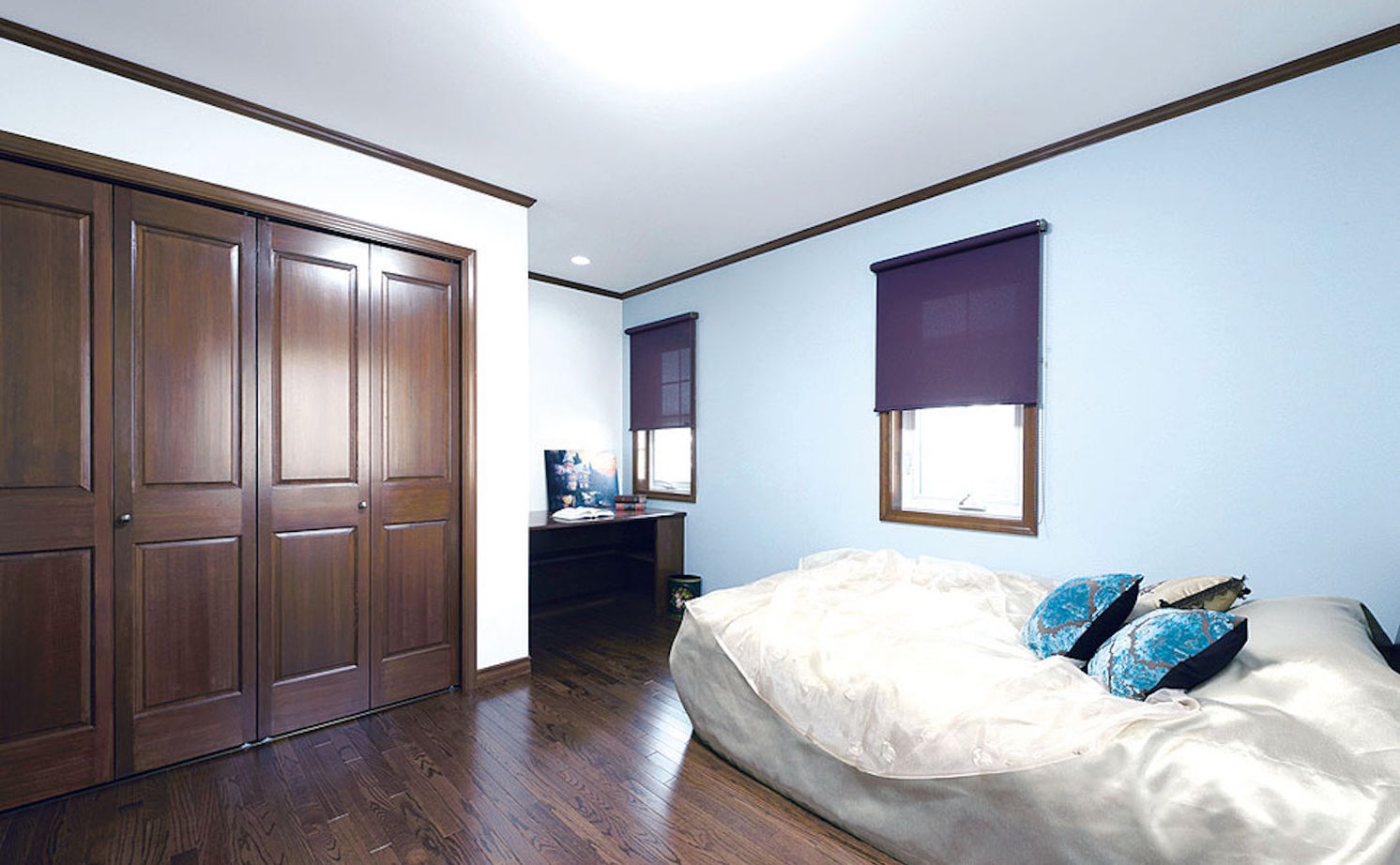 セルコホーム 【90坪台|間取り|事務所併用|ビルトインガレージ】27帖の広々ダイニングでゆったり寛ぐ、上質な住まいの建築実例画像10