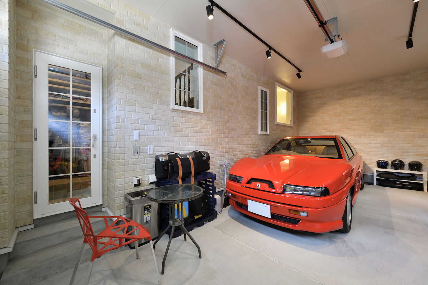 セルコホーム 【インナーガレージ/小屋裏収納】２×４経験者のご夫妻が感心した期待以上のデザインと心地よさの建築実例画像5