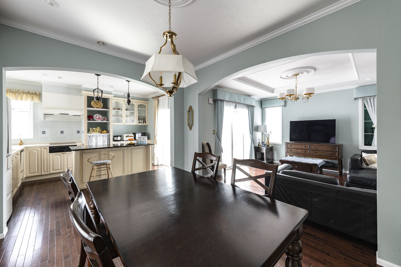 セルコホーム 【インナーガレージ/ウッドデッキ】内と外が巧みにつながる工夫でみんなが思い出を紡げる住まいにの建築実例画像3