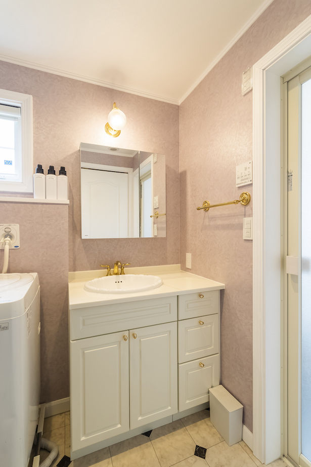 セルコホーム 【30坪台/クィーン・アンスタイル】カナダ輸入住宅で理想を追求、ステキと快適が同居するわが家にの建築実例画像6