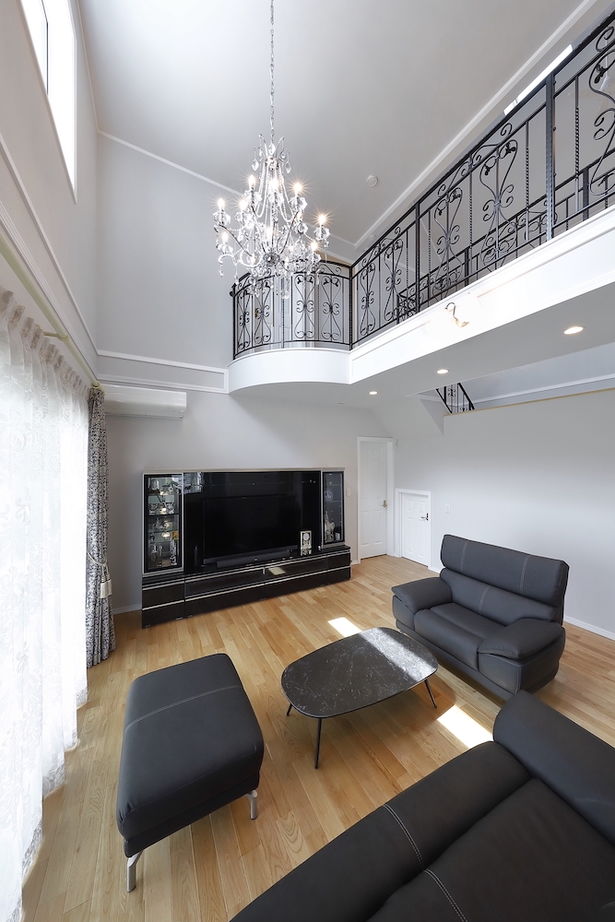 セルコホーム 【レンガと白壁の外観/和室】「太平洋を眺める丘の城」をコンセプトにしたレンガ造りの洋館の建築実例画像2