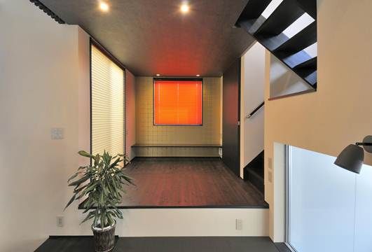 ポウハウス一級建築士事務所（ポラスグループ） 【狭小地/2階建て/2300万円/20坪台/間取り】愛車を1番カッコよく愛でられるこだわりのガレージハウスの建築実例画像5