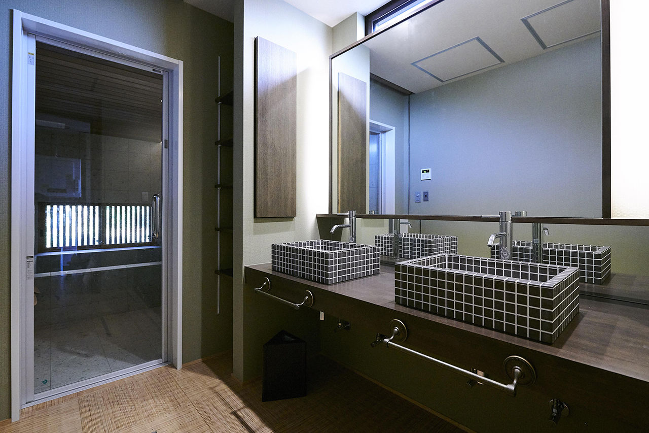 ポウハウス一級建築士事務所（ポラスグループ） 【デザインアワード受賞/和モダン/間取り図有】和の様式美に、現在の感性をプラス。海外ゲストも喜ぶ別邸の建築実例画像8