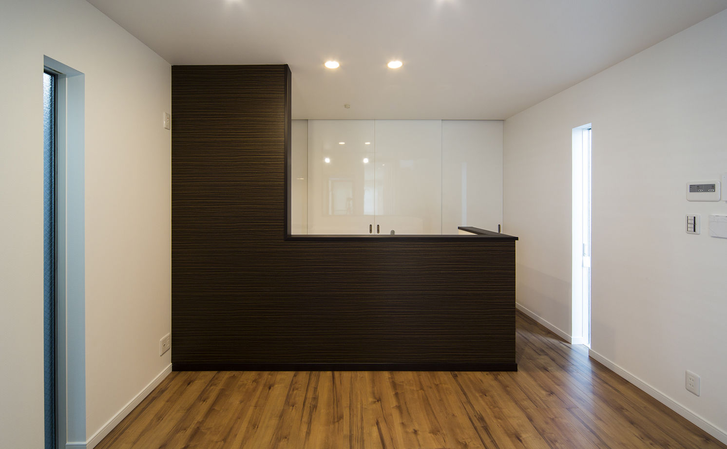 モレスの家 [兵庫県西宮市×狭小]敷地22坪・間口4.5ｍの狭小地でも、この開放感　４人家族が広々と暮らす家の建築実例画像10