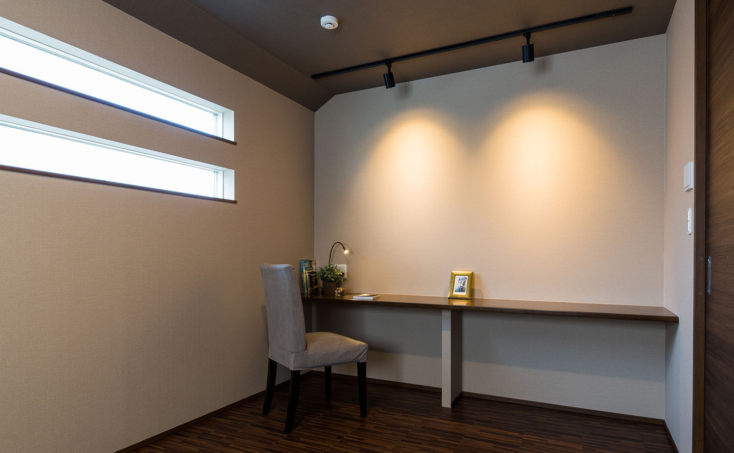 モレスの家 [芦屋×ホテルライク]南国・バリ島をコンセプトに リビングとウッドデッキがひと続きになったリゾートハウスの建築実例画像19