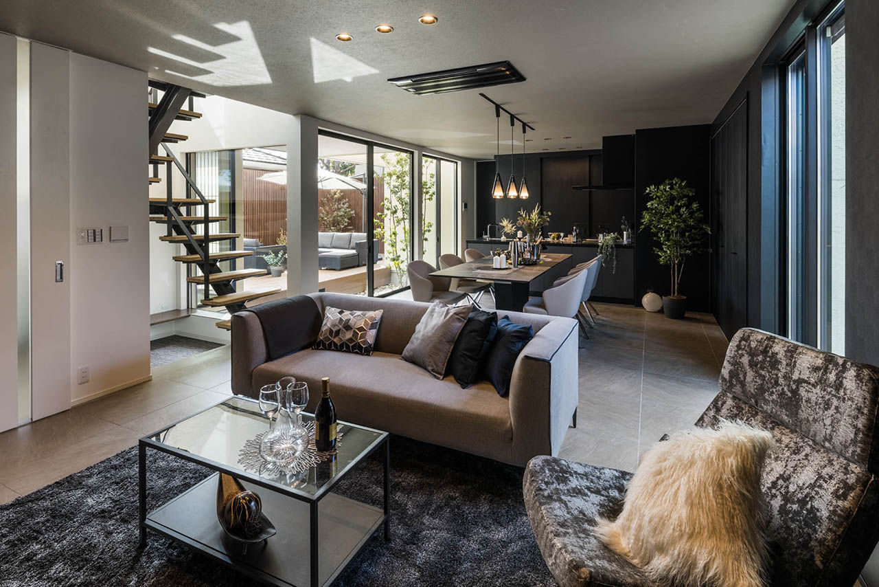 モレスの家 ［芦屋市×4000万円台］水面が揺らぎ、きらめく。リゾート感覚あふれる水盤のある家の建築実例画像4