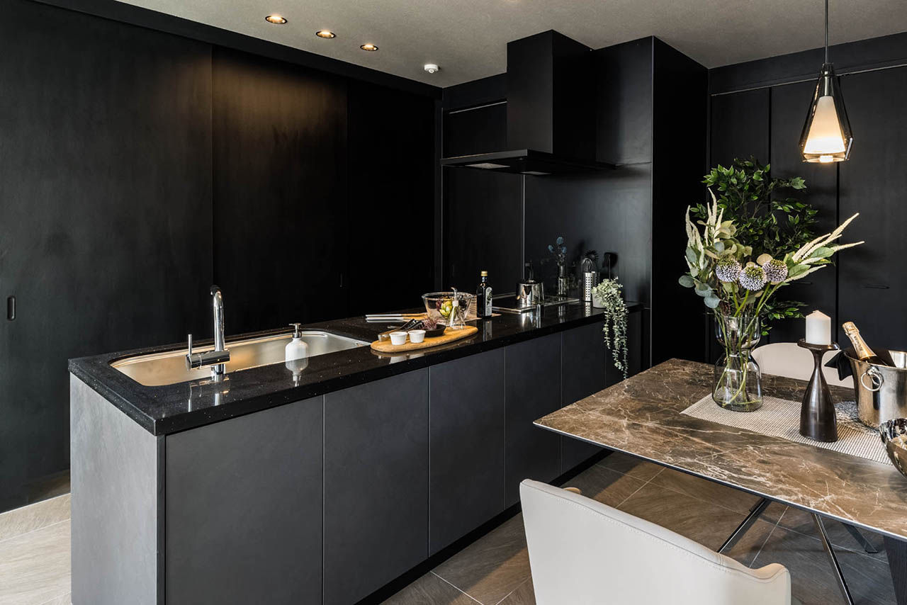 モレスの家 ［芦屋市×4000万円台］水面が揺らぎ、きらめく。リゾート感覚あふれる水盤のある家の建築実例画像6