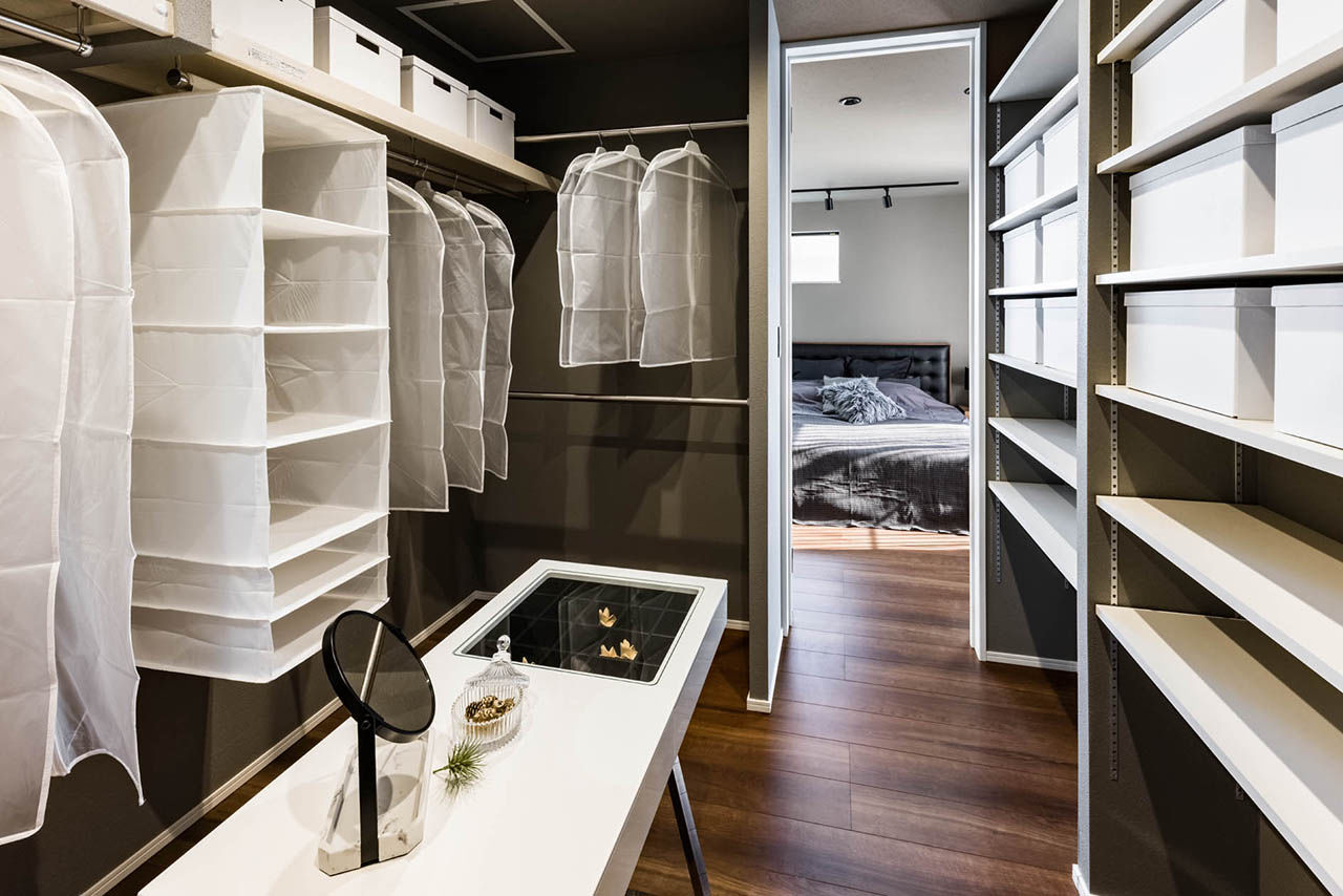 モレスの家 ［芦屋市×4000万円台］水面が揺らぎ、きらめく。リゾート感覚あふれる水盤のある家の建築実例画像8