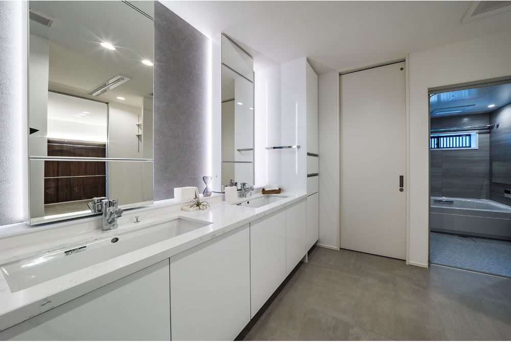 モレスの家 【芦屋市×こだわりデザイン】エタノール暖炉が空間をより引き立てる”アウトサイドリビングのある家”の建築実例画像18