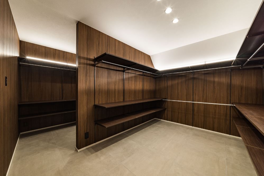 モレスの家 【芦屋市×こだわりデザイン】エタノール暖炉が空間をより引き立てる”アウトサイドリビングのある家”の建築実例画像20