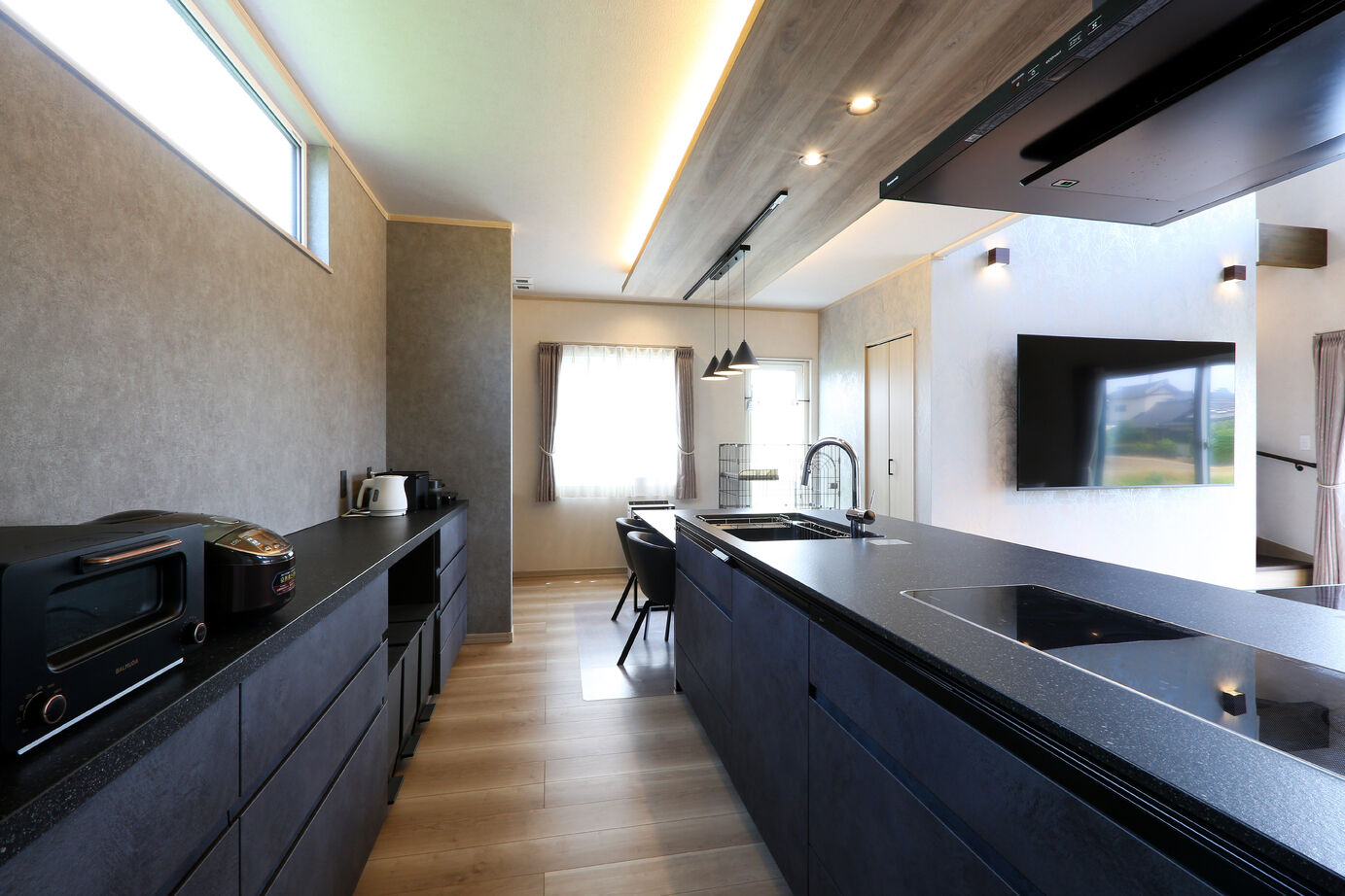 石井工務店 吹抜けと高性能で叶える愛猫と趣味を満喫する豊かな生活空間の建築実例画像4