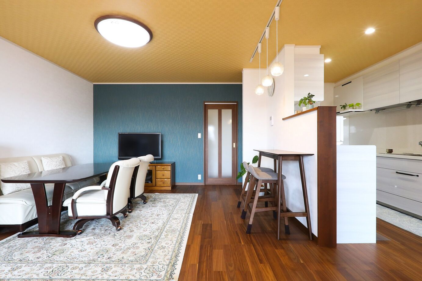 石井工務店 ウッドデッキが広がる唯一無二の二世帯で暮らす平屋の建築実例画像2