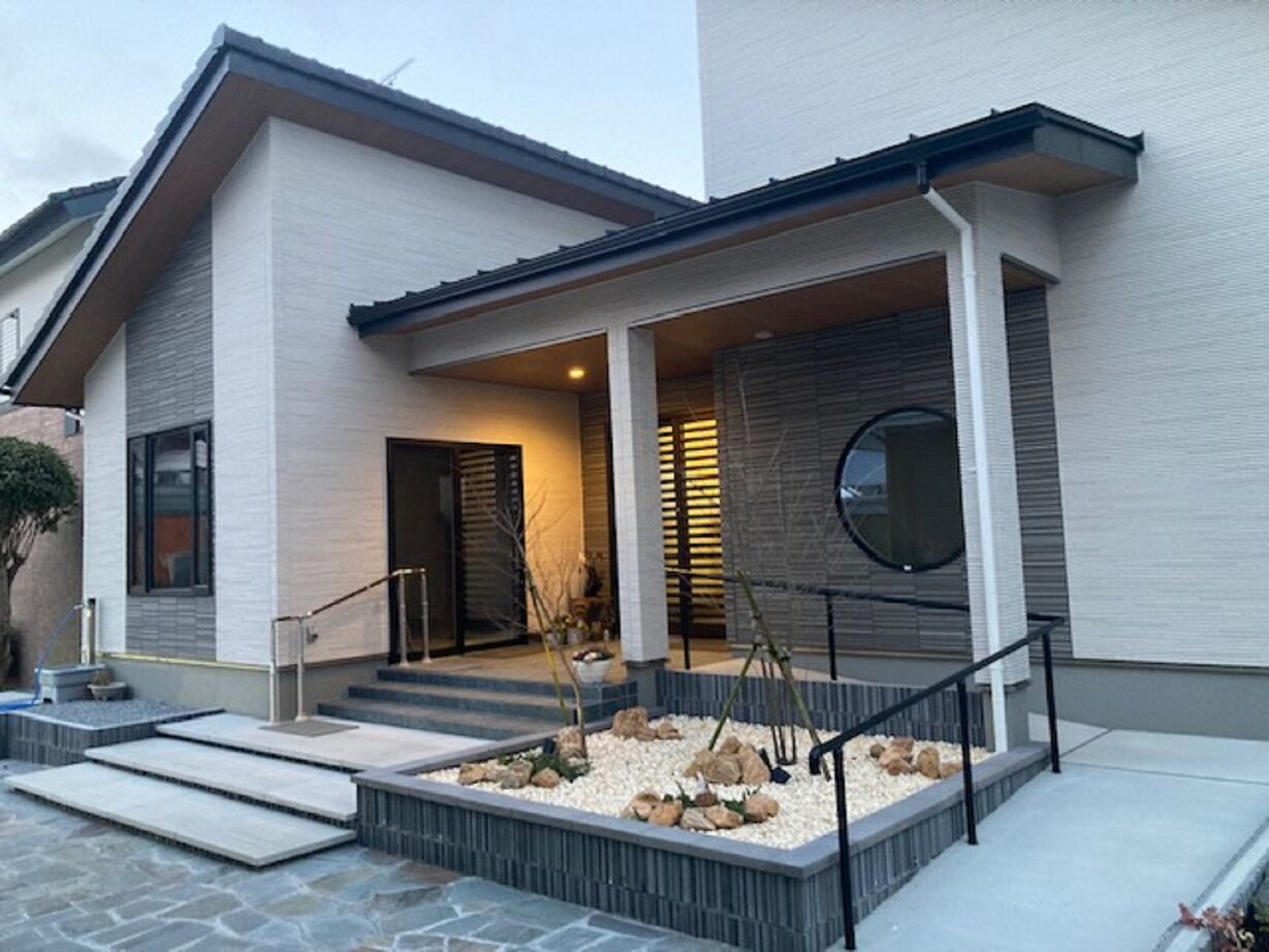 石井工務店 ウッドデッキが広がる唯一無二の二世帯で暮らす平屋の建築実例画像9