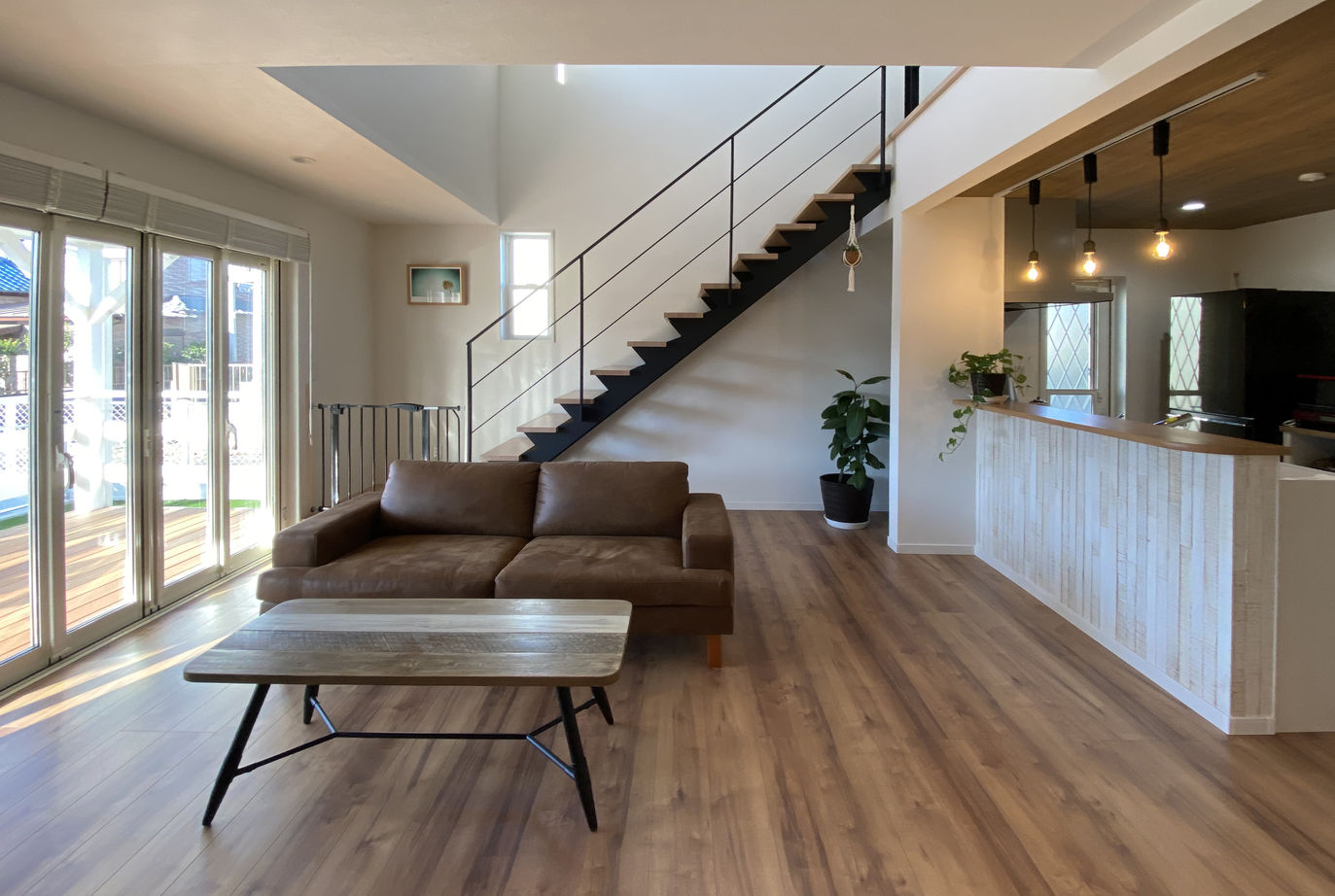 【イチケン】土地付き注文住宅のDigLife 【2000万円台/間取り図あり/4LDK/アメリカンハウス】これが土地付き注文住宅！総額が分かる安心感に大満足の建築実例画像3