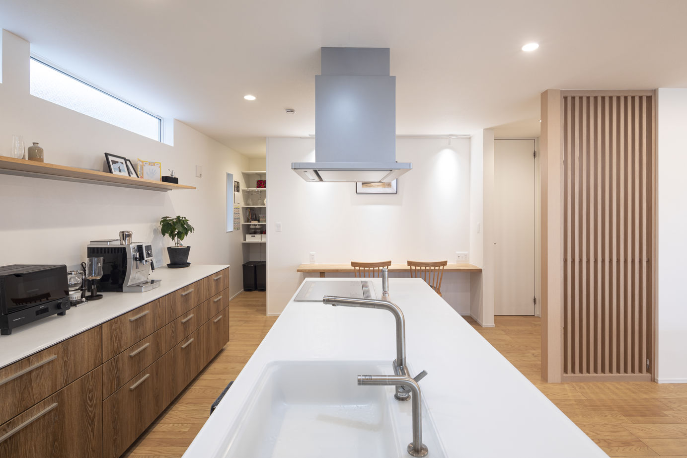 【イチケン】土地付き注文住宅のDigLife 【間取り図あり/秦野市/4LDK/ウッドデッキ】スピーディーな土地探し対応と、圧倒的な開放感に大満足の家！の建築実例画像5