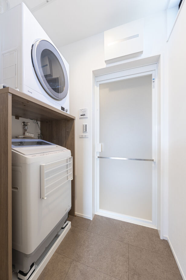 【イチケン】土地付き注文住宅のDigLife 【2000万円台/間取り図あり/多彩なアクセントウォール/3LDK】「他に見ない」オリーブの外壁は木目と相性◎の建築実例画像9