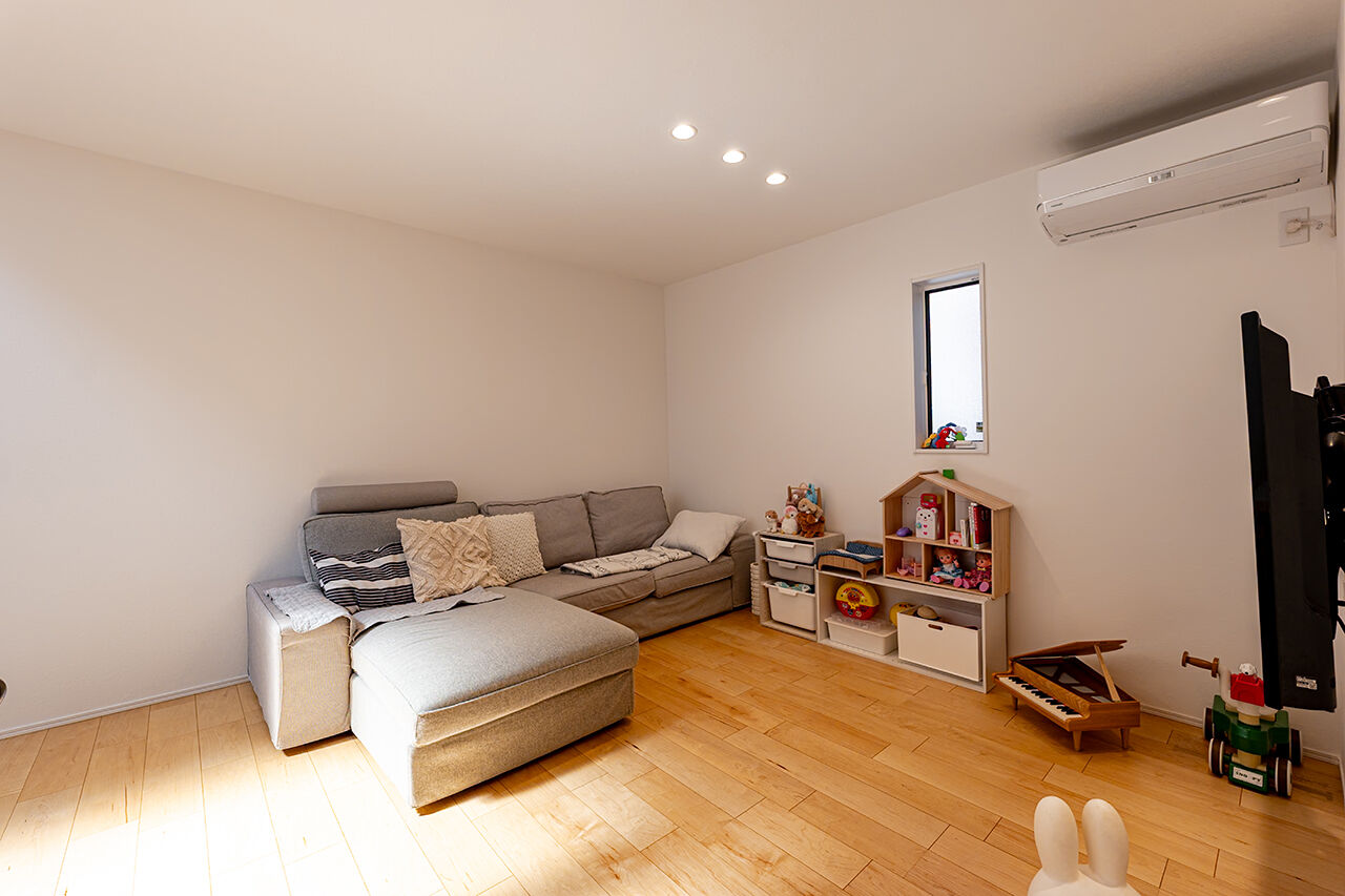 楓工務店 【奈良県北葛城郡上牧町/2000万円台/約32坪/耐震等級3】ママ友がいつ来ても大丈夫、家事ラク間取りプランの建築実例画像2