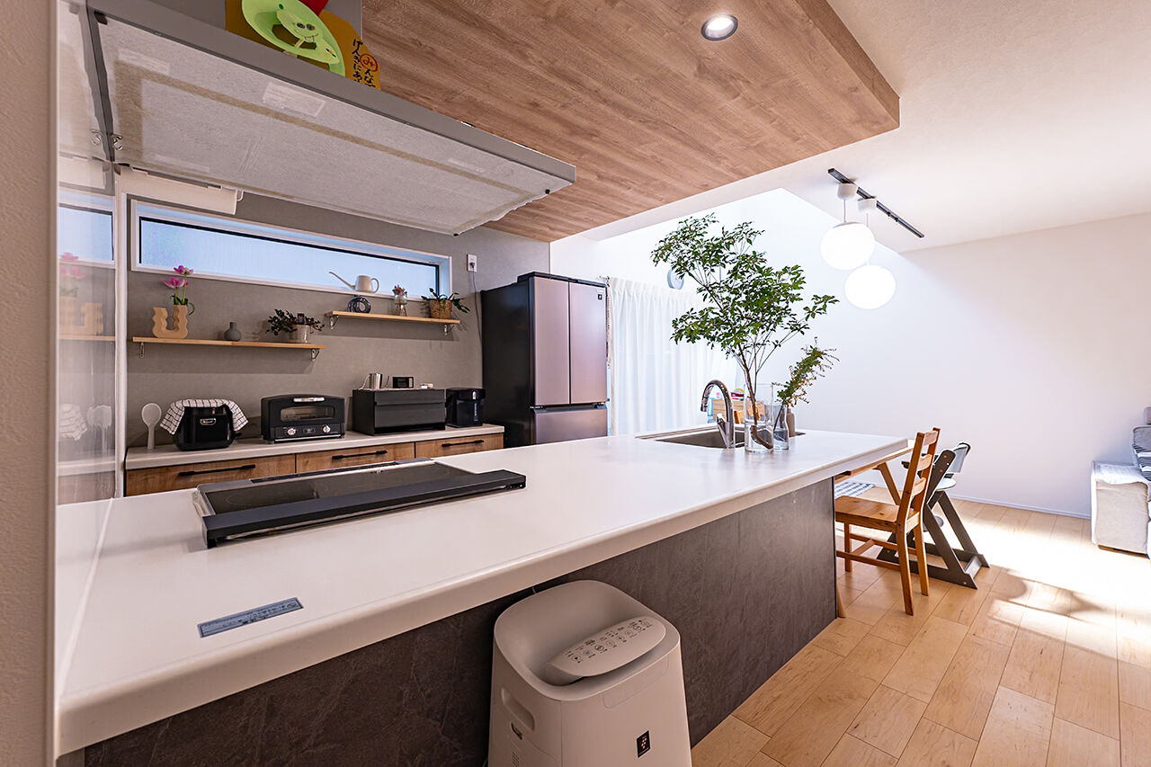 楓工務店 【奈良県北葛城郡上牧町/2000万円台/約32坪/耐震等級3】ママ友がいつ来ても大丈夫、家事ラク間取りプランの建築実例画像4