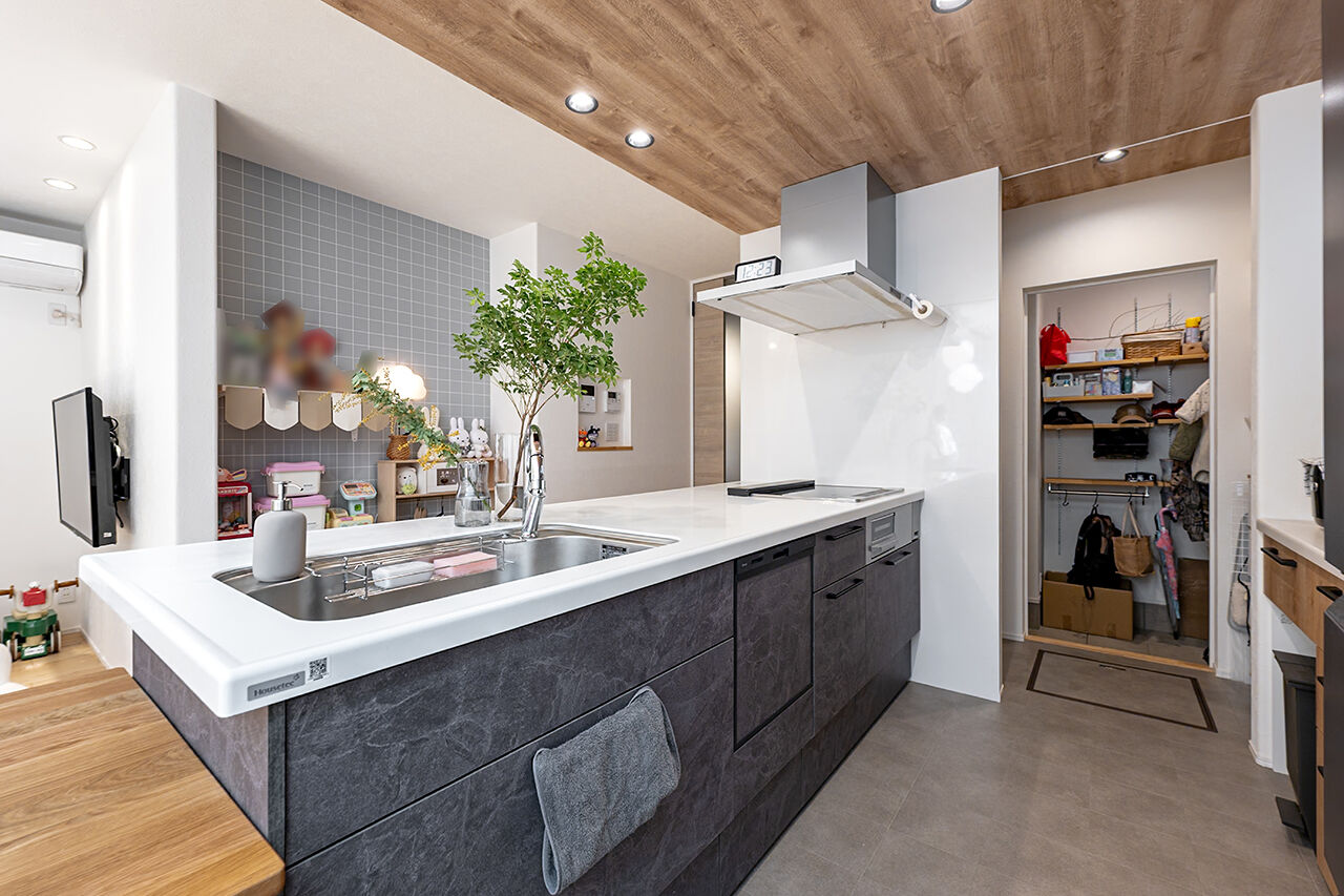 楓工務店 【奈良県北葛城郡上牧町/2000万円台/約32坪/耐震等級3】ママ友がいつ来ても大丈夫、家事ラク間取りプランの建築実例画像5