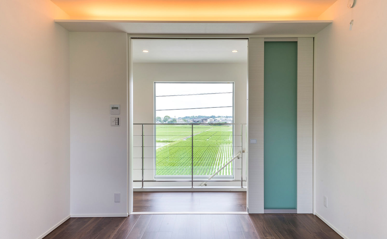 崎田工務店 【48坪/ビルトインガレージ】災害に強い家といえばコンクリート住宅、デザイン性と対応の良さで依頼！の建築実例画像6