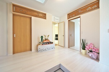 星野工務店 モダンな外観から想像できない、和のテイストあふれるこだわりの室内。伝統とテクノロジーが融合した家の建築実例画像2